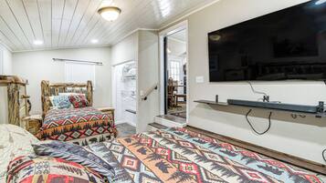 Cottage (2 Bedrooms) | Interior
