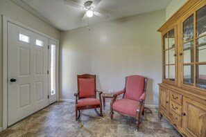 Casa (2 Bedrooms) | Interior