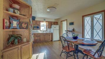 House (2 Bedrooms) | Front of property
