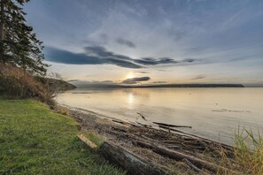House (2 Bedrooms) | Interior - Port Townsend Escape w/ Deck, Bay & Mountain Views (Port Townsend)