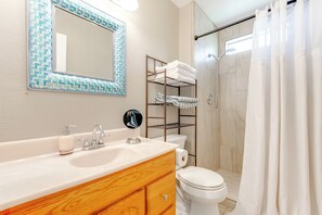 House (2 Bedrooms) | Interior - Bay Area Escape on 5 Acres: Pet Friendly, Views (Greenwood)