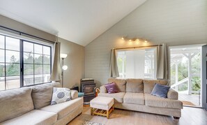 Casa (2 Bedrooms) | Interior