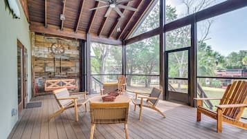 Rumah (2 Bedrooms) | Interior