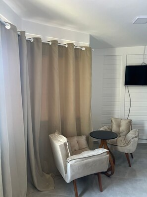 Classic-Doppelzimmer, Poolblick | Kostenloses WLAN