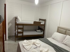 Basic-Vierbettzimmer | Kostenloses WLAN