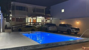 Piscina externa
