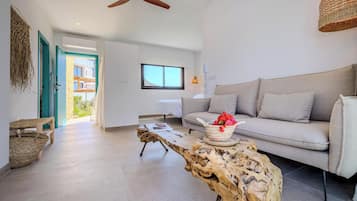 Garden Junior Suite | 1 bedroom, soundproofing, free WiFi