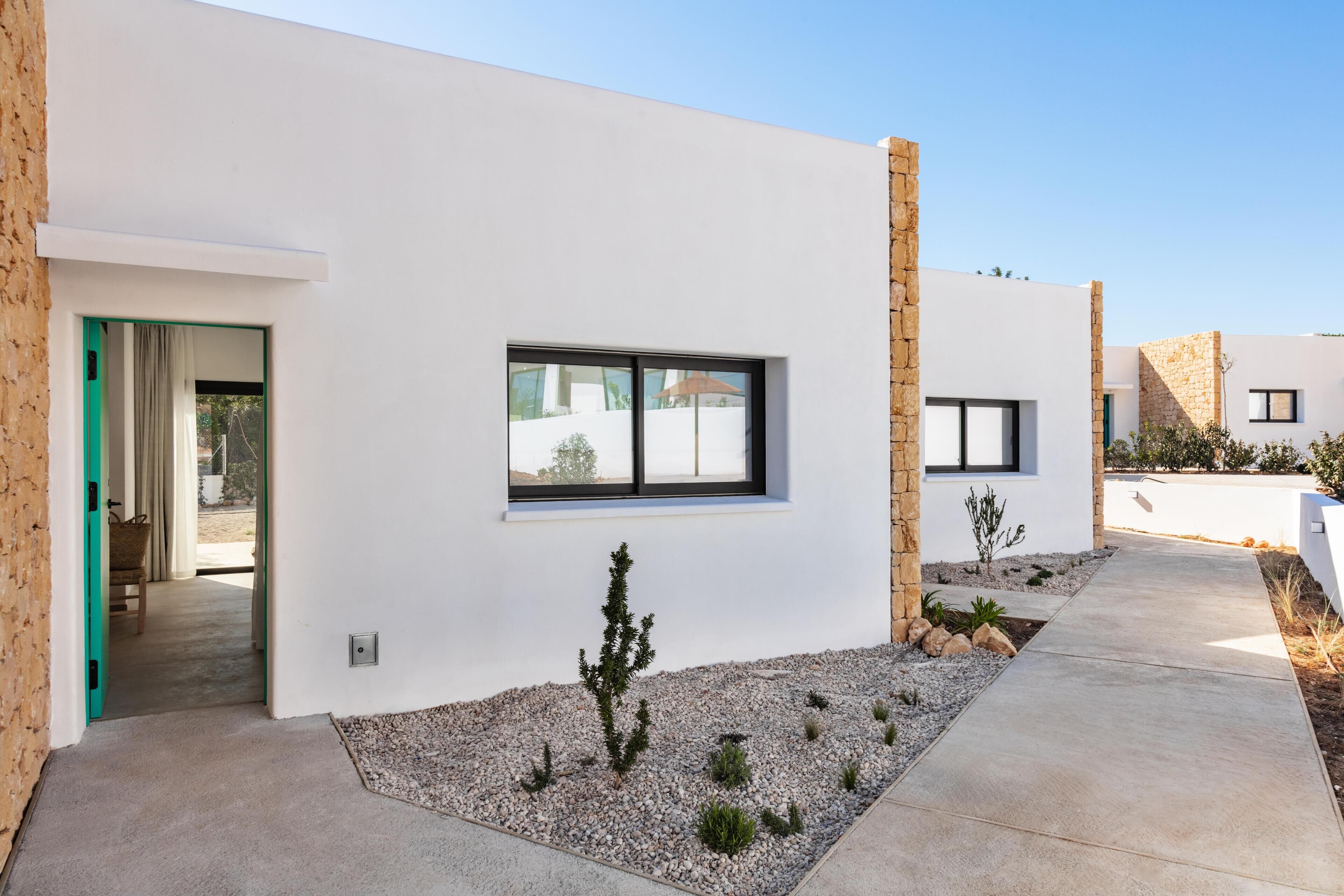 1 bedroom, soundproofing, free WiFi