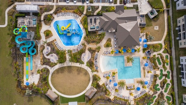 House, Multiple Bedrooms | Pool - 9056sh-the Retreat At Championsgate 8 Bedroom Home by RedAwning (Davenport)