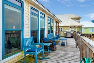 House, 3 Bedrooms | Balcony