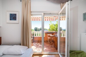 Apartment, 2 Bedrooms, Balcony, Garden View - Mirella Cosy Apartment With Two Bedrooms (Novalja)