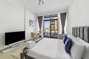 1 bedroom, in-room safe, iron/ironing board, free WiFi - Studio APT w/ Gym, Pool, Tennis Court & Playground (Dubai)