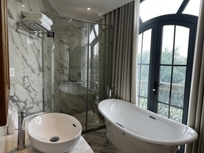 Chambre Double Luxe | Salle de bain