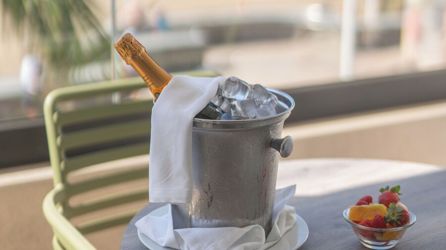 Relaxia Beverly Suites