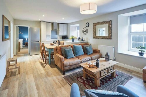 Host & Stay | The Nook