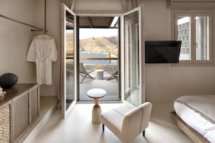 Superior Sea View Room | 1 bedroom, in-room safe, free WiFi