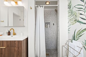 Hair dryer, towels