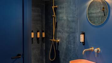 Family Double Room | Bathroom