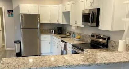 2 bedrooms 1 bath first floor condo on Anastasia Island. Minutes from beach.