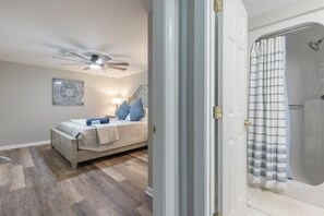 4 sovrum, strykjärn/strykbräda, internet och sängkläder