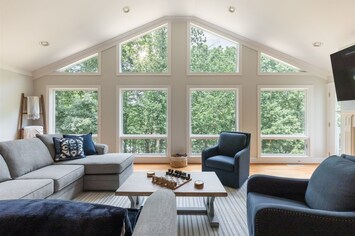 Upstairs living room with peaceful view of the Lake Hartwell.