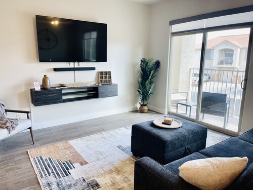 Sharp Mesa Oasis by Mesquite Vacation Rentals with Private Balcony, Community Pool Access and $510 in free daily activities