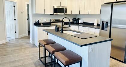 Sharp Mesa Oasis by Mesquite Vacation Rentals with Private Balcony, Community Pool Access and $510 in free daily activities