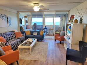 Living area - Oceanfront condo! Steps to the beach and ocean! Atlantis #1709 (Ocean City)