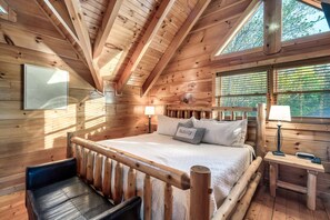 3 camere, una scrivania, ferro/asse da stiro, culla da viaggio