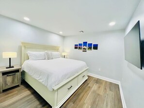 3 chambres, fer et planche à repasser, lit parapluie, Wi-Fi gratuit