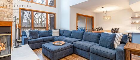 تلفزيون ذكي، مدفأة، كرة قدم الطاولة