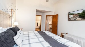 3 habitaciones, tabla de planchar con plancha y wifi gratis 