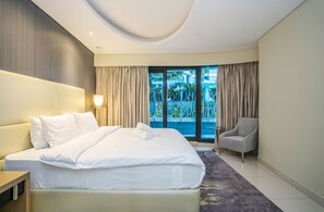 Comfort Apartment | 2 bedrooms, individually decorated, iron/ironing board, free WiFi - Tanin - Luxurious 2BR Apartment in DAMAC Paramount (Dubai)