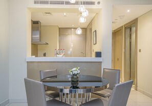 Comfort Apartment | Dining room - Tanin - Luxurious 2BR Apartment in DAMAC Paramount (Dubai)