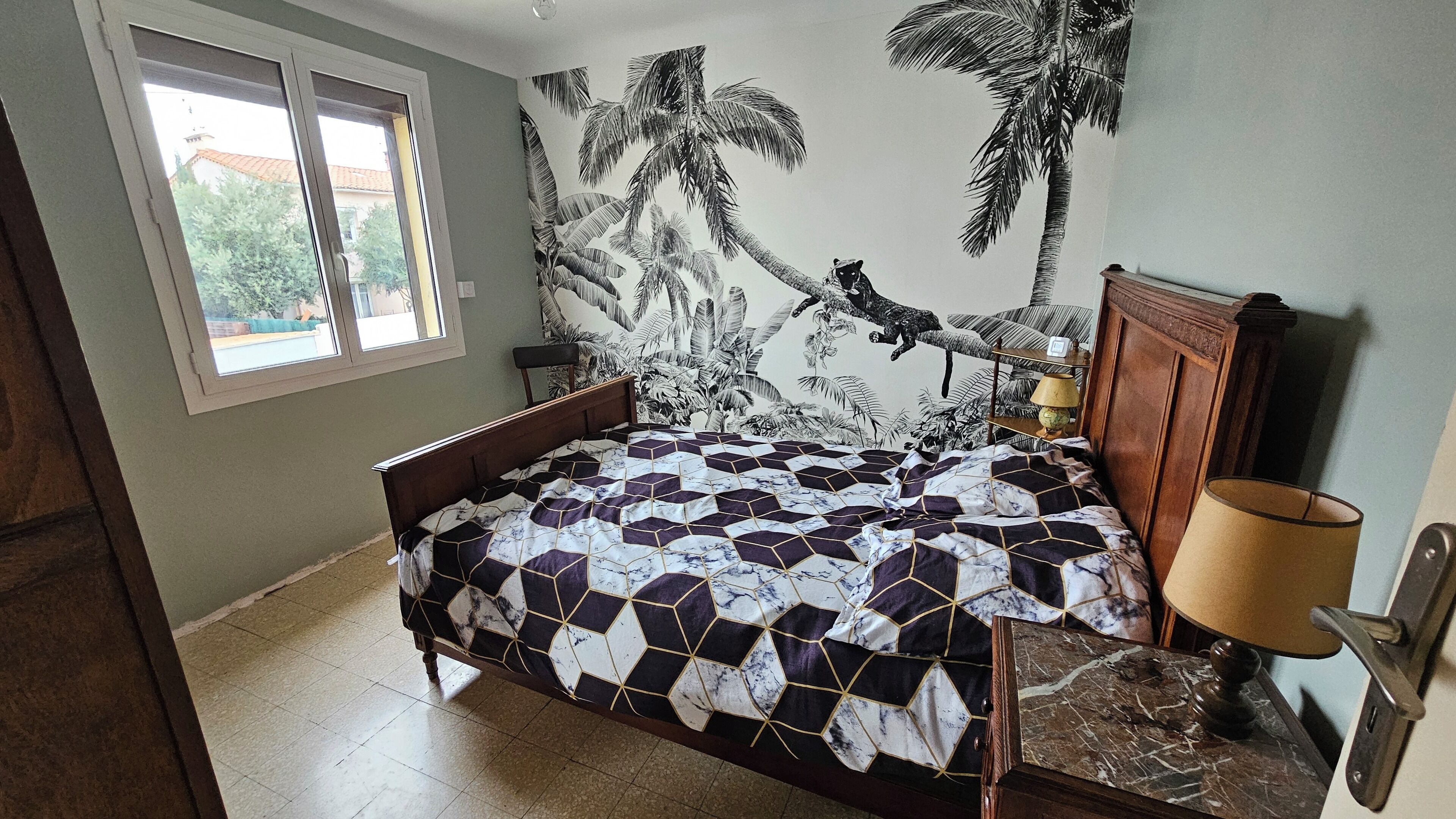 3 slaapkamers, een strijkplank/strijkijzer, beddengoed