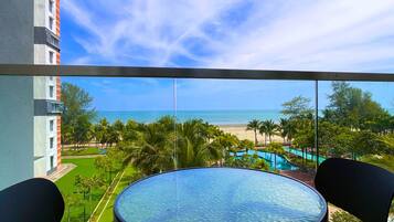 Deluxe-Apartment, 2Â Schlafzimmer, Nichtraucher, Meerblick | Blick vom Balkon