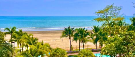 Appartement Deluxe, 2 chambres, non-fumeur, vue mer | Vue de la chambre