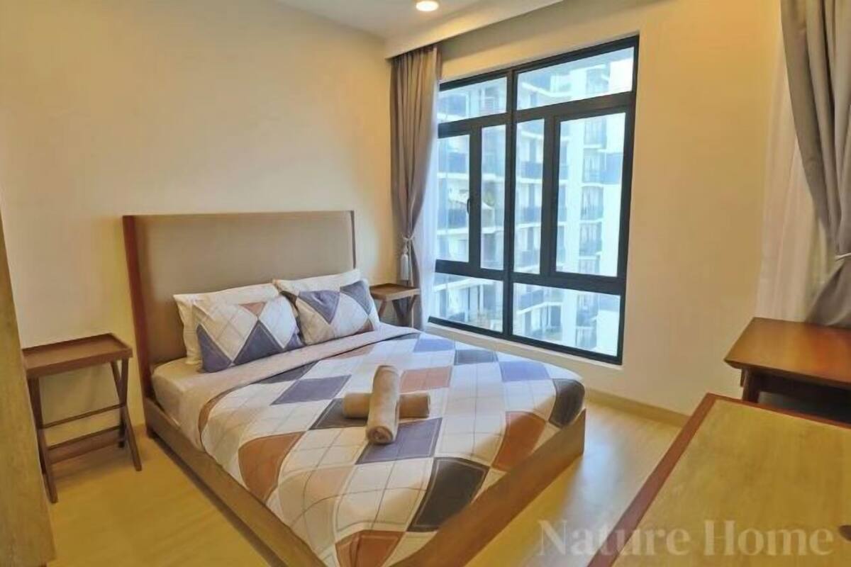 1 bedroom, individually furnished, desk, iron/ironing board