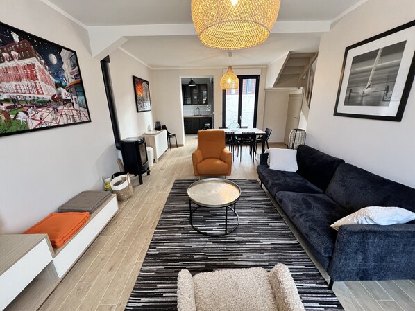 Smart TV, video games