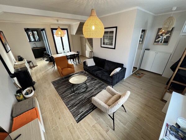 Smart TV, video games