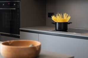 Fridge, microwave, oven, stovetop - Villa Costa (Istria - Funtana) (Funtana)