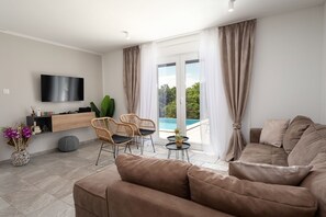 TV - Villa Nubia (Istria - Labin) (Labin)
