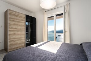 3 bedrooms, Internet