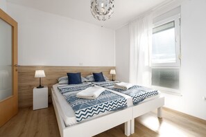 2 多间卧室、上网接入