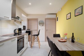 Fridge, microwave, oven, stovetop - Apartment Ulika (Istria - Visnjan) (Visnjan)