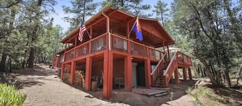 Welcome to Red Pine Retreat, your mountain getaway!