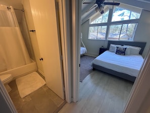 4 bedrooms, desk, iron/ironing board, travel cot
