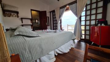 Panoramic Room, 1 King Bed | Minibar, free WiFi, bed sheets