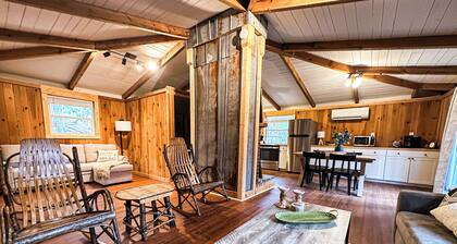 Blue Door Bungalow of Highlands