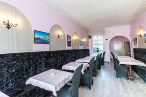 Restaurant - Pier Walk Hotel (Blackpool)